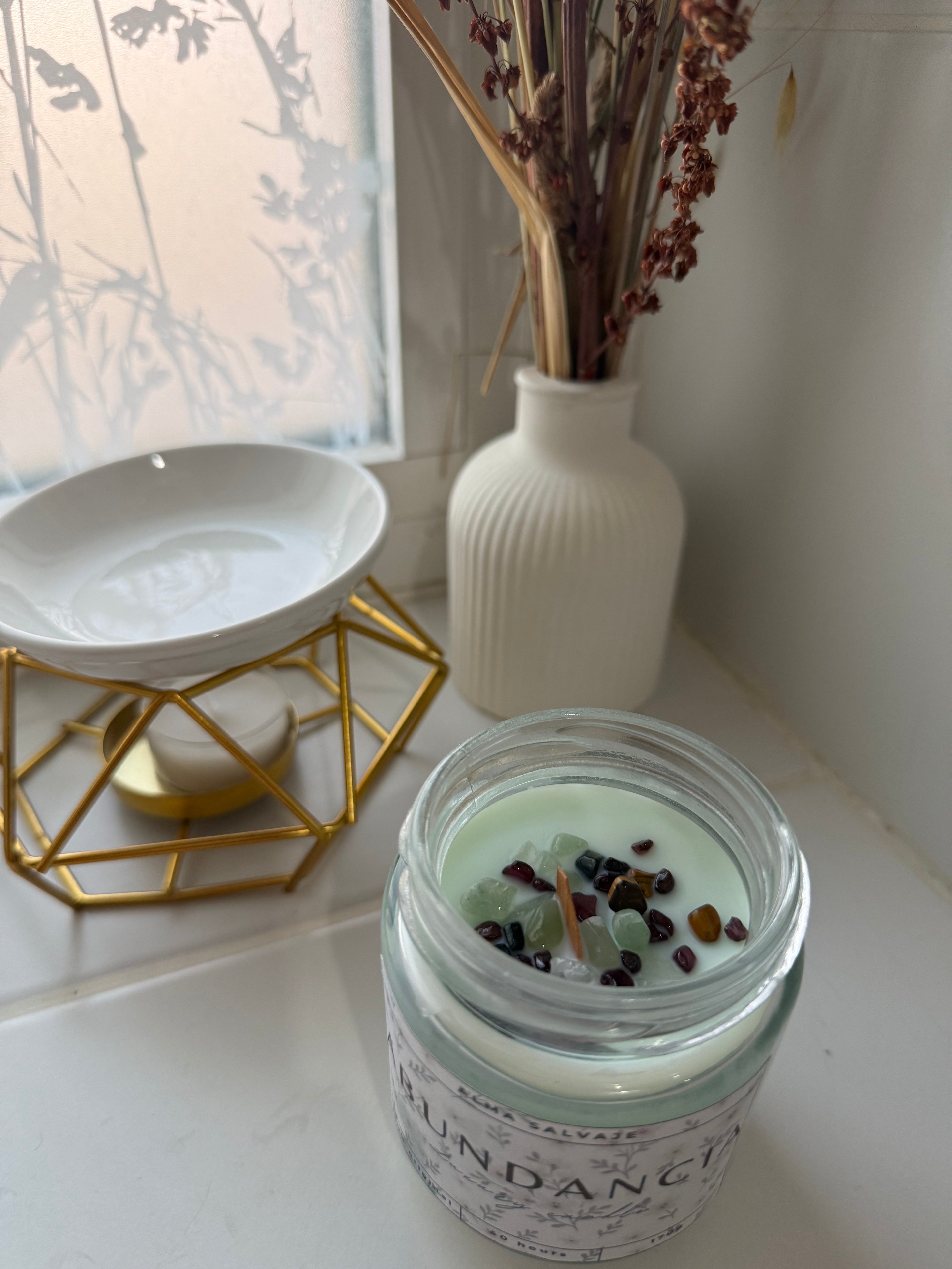 Vela “Abundancia” con minerales