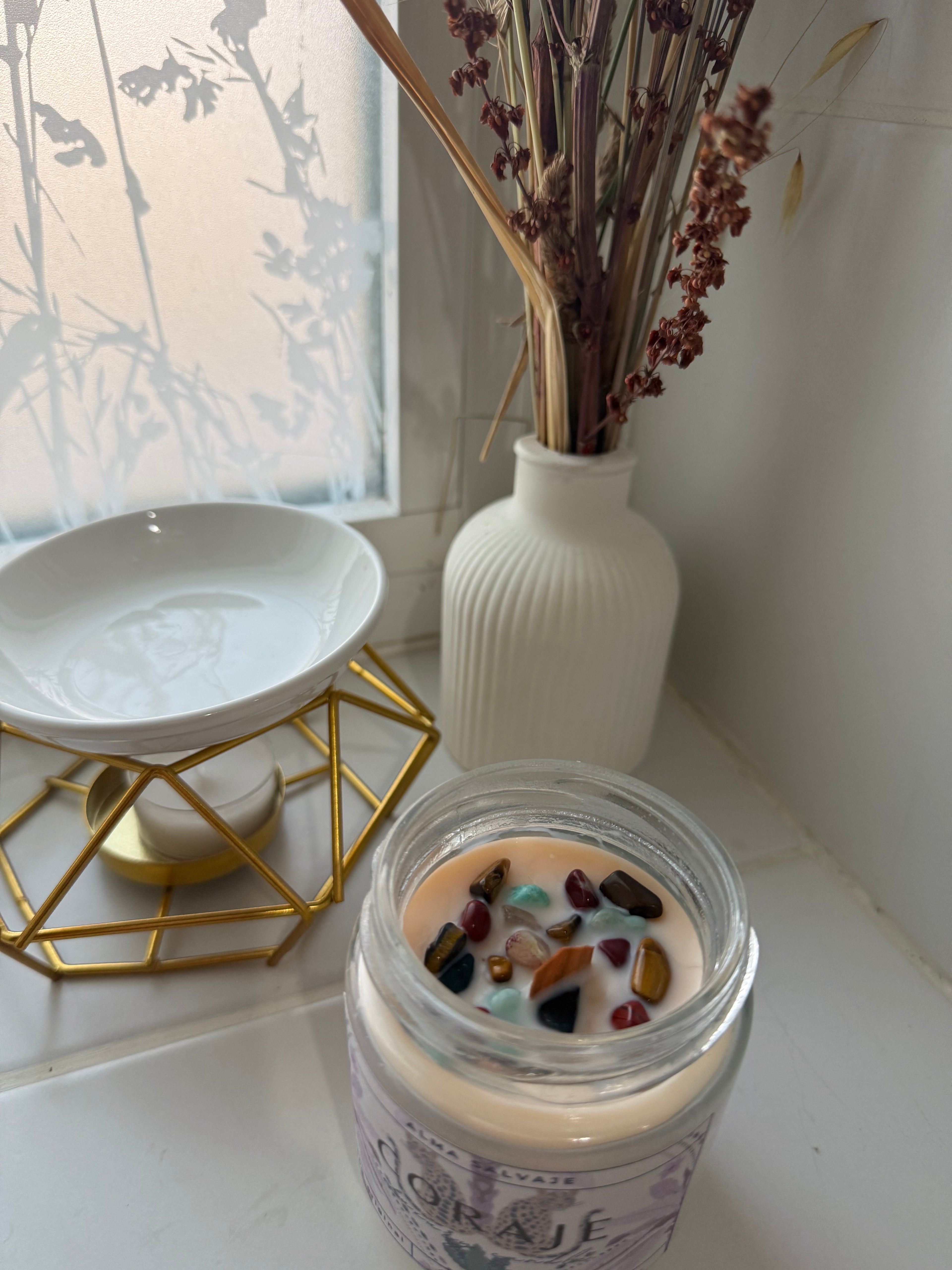 Vela “Coraje” con minerales