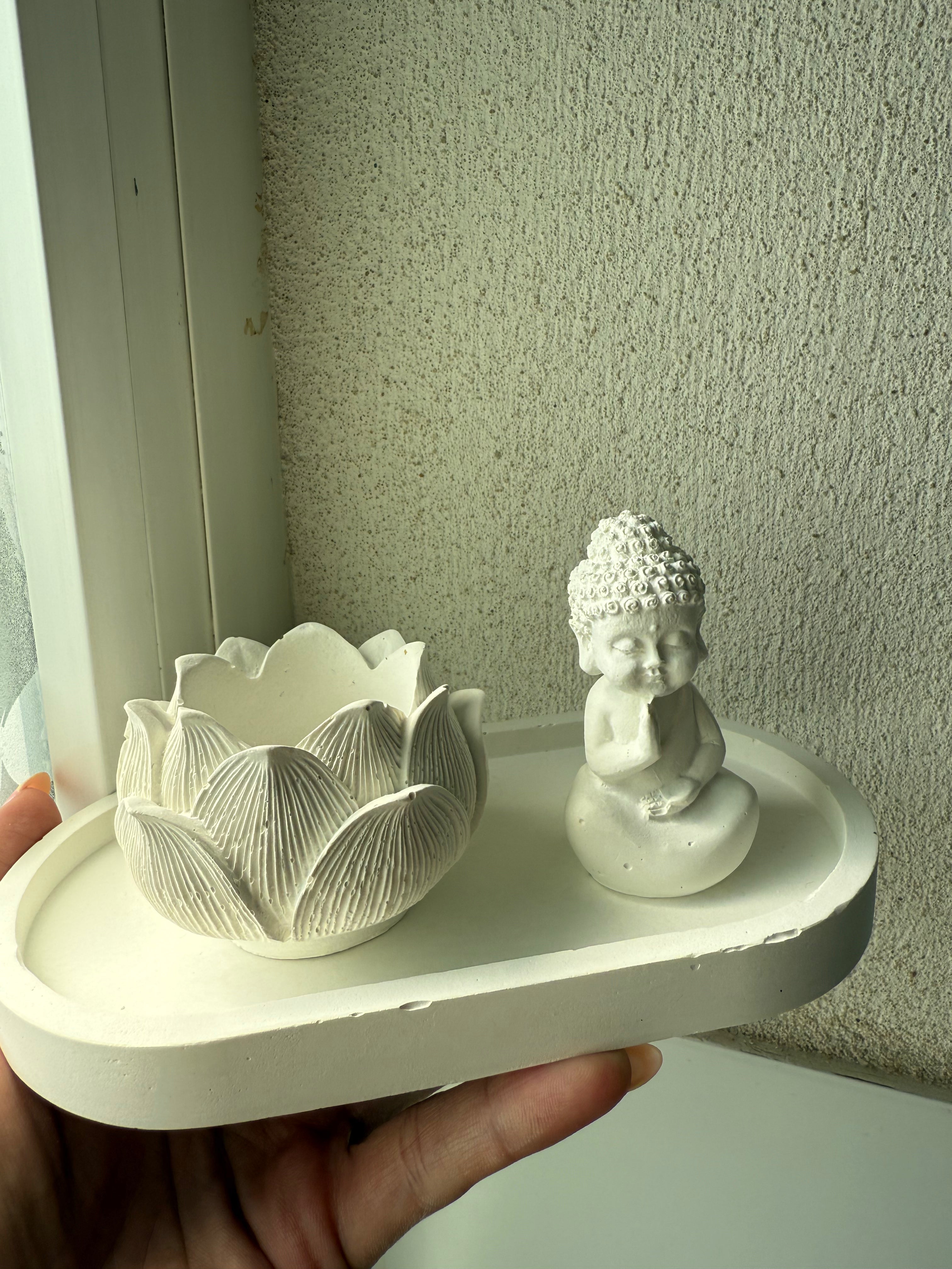 Conjunto decorativo de bandeja + porta velas de flor de loto + buda ✨
