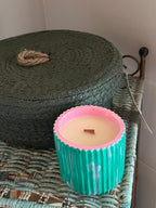 Vela aromática de frambuesa, caramelo y vainilla.