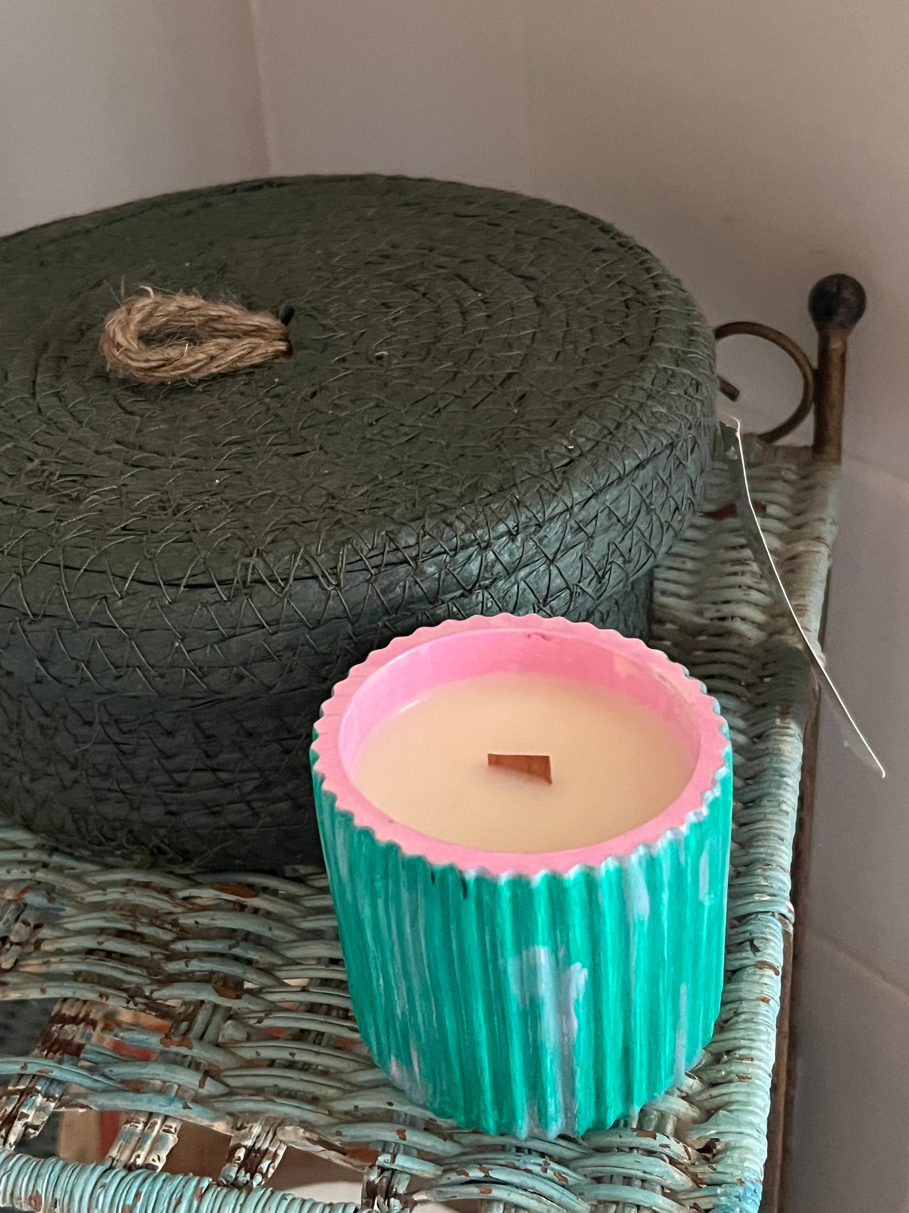 Vela aromática de frambuesa, caramelo y vainilla.